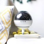 Projecteur ciel étoilé rotatif pour chambre enfants et bébés - Image 5